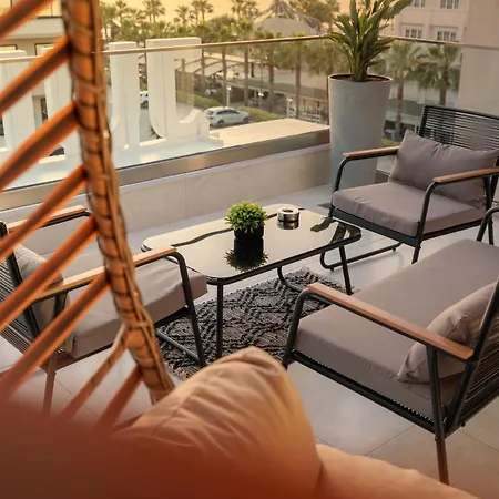 Julius Hotel Golem (Tirana)