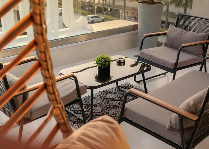 Julius Hotel Golem (Tirana)