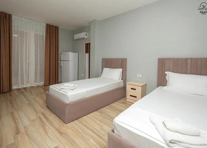 Hotel Julius *