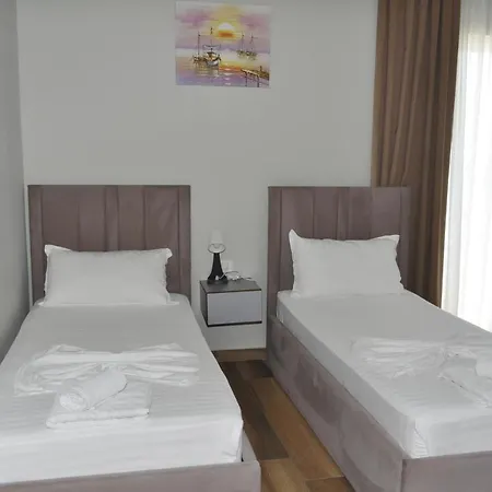 Julius Golem (Tirana)